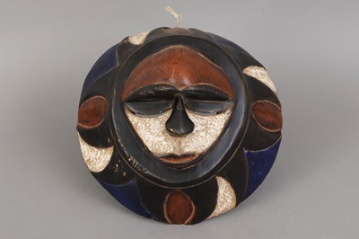 Lot 1031 - Afrikanische Tanzmaske der Kwele, Gabon