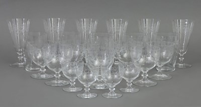 Lot 400 - BACCARAT (France) Trinkservice "Camilla"