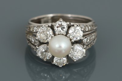 Lot 910 - Art Deco Damenring mit Perle und Brillanten