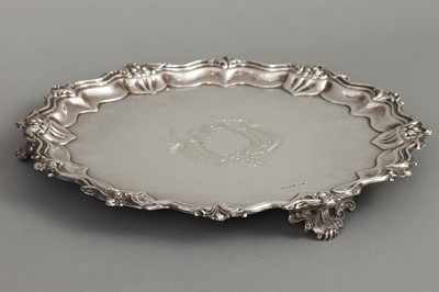 Lot 626 - Großer WALKER & HALL (Sheffield) Silber Salver