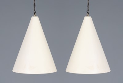 Lot 2059 - Paar Jost de VRIEND Pendelllampen in Kegelform