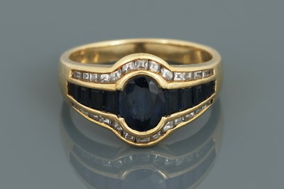 Lot 969 - WEMPE (Hamburg) Damen Ring mit Saphir- und Diamantbesatz