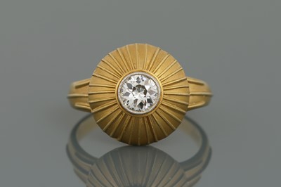 Lot 883 - Gelbgold Ring mit Diamant