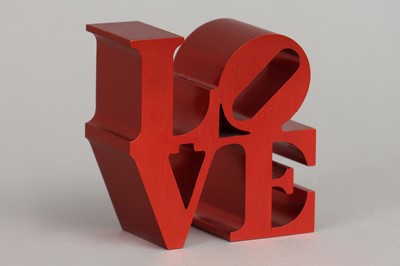 Lot 1466 - ROBERT INDIANA Paperweight "Love"