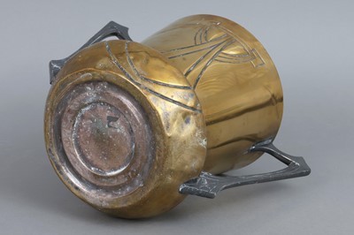 Lot 1236 - Sektkühler des Jugendstils, Kupferblech