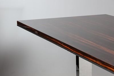 Lot 240 - Walter KNOLL "EXEC-V" Schreibtisch