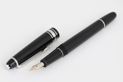 Lot 1310 - MONTBLANC "Meisterstück" Füllfeder Modell 146