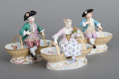 Lot 840 - 3 figürliche MEISSEN Porzellansalieren