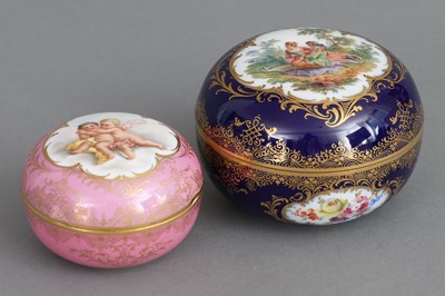 Lot 836 - 2 MEISSEN Porzellan-Deckeldosen