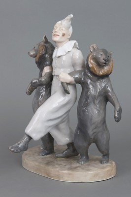 Lot 920 - Seltene ROYAL COPENHAGEN Porzellanfigur ¨Pierrot mit tanzenden Bären¨