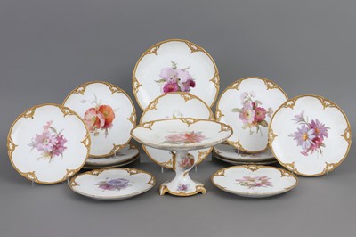 Lot 827 - KPM BERLIN Dessertset