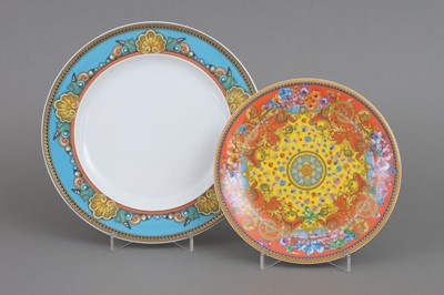 Lot 790 - 2 ROSENTHAL meets VERSACE Porzellanteller