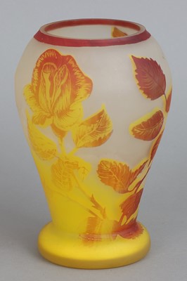 Kameenglas-Vase im Stile des französischen Art Nouveau