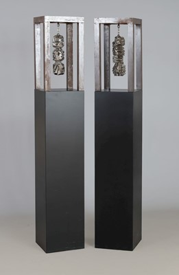 UWE LUDWIG (1963) Skulpturen-Paar ¨Hanging Things I & II¨ (1999-2000)