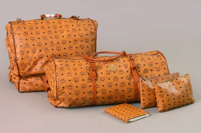 Lot 1108 - 5 Teile MCM Reise-Gepäck und Accessoires Visetos