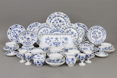 Lot 813 - MEISSEN Frühstücks-Restservice