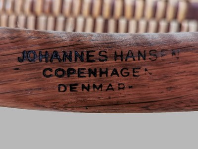 Lot 296 - HANS J. WEGNER JH 501 Mid-century Teakholz Stuhl