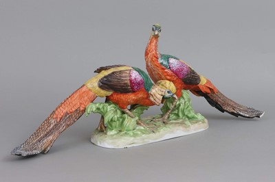 Lot 878 - POTSCHAPPEL DRESDEN Porzellanfigur "Paar Fasane"