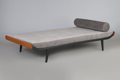 Lot 300 - DICK CORDEMEIJER (Niederlande) Daybed "Cleopatra" für AUPING