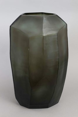 Lot 1061 - GUAX Glasvase "Cubistic Tall"