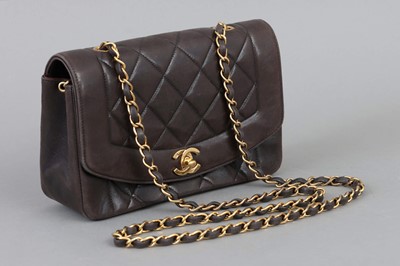 Lot 1101 - CHANEL Handtasche Diana