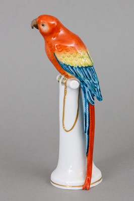 Lot 906 - WILHELMFELS Porzellanfigur "Ara"