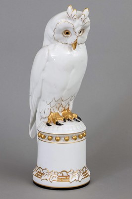 Lot 909 - ZEH, SCHERZER & Co. Porzellanfigur "Uhu"