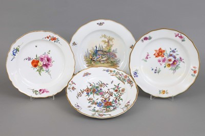 Lot 732 - 4 diverse MEISSEN Porzellanteller