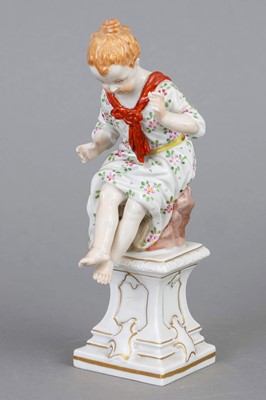 Lot 887 - POTSCHAPPEL DRESDEN Porzellanfigur "Mädchen im Sommerkleid"