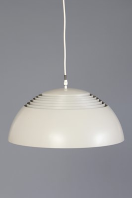 Lot 522 - Arne JACOBSEN für Louis POULSEN Pendellampe "AJ Royal"