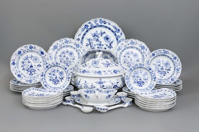 Lot 1067 - MEISSEN Speiseservice