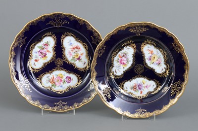 Lot 977 - 2 MEISSEN Porzellanteller