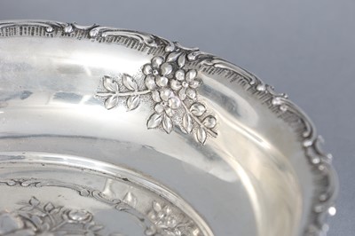Lot 673 - SCHLEISSNER & SÖHNE (Hanau) Silber Schale