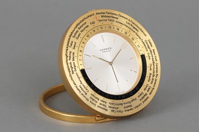 Lot 795 - HERMÈS Reiseuhr mit Weltzeiten