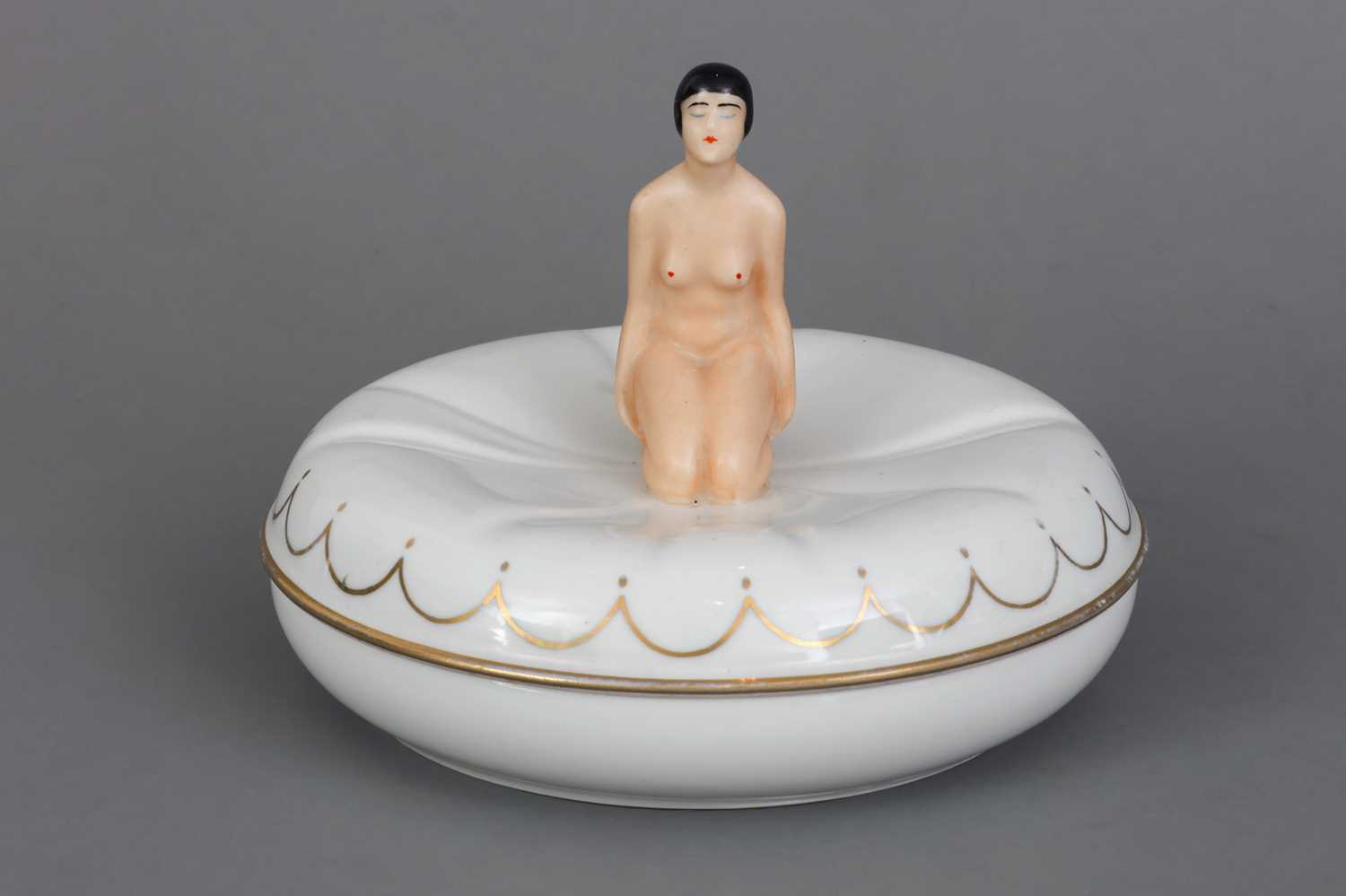 Lot 1044 - Große LIMOGES (Frankreich) Deckeldose