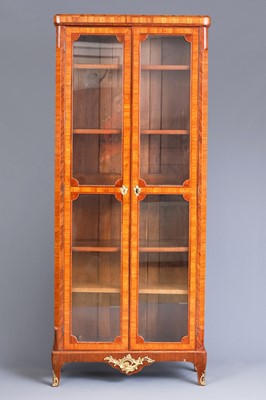 Lot 353 - Französischer Bücher-/Vitrinenschrank des 18./19. Jahrhunderts