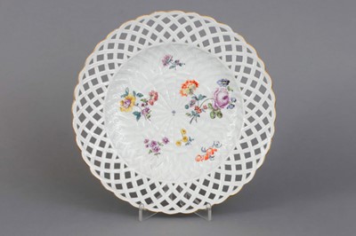 Lot 984 - MEISSEN Porzellanteller