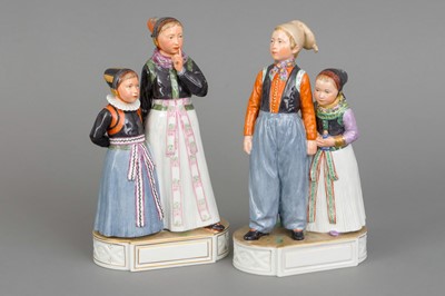 Lot 1145 - Paar ROYAL COPENHAGEN Porzellanfiguren "Amager Kinder"