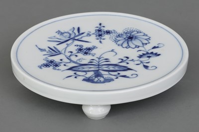 Lot 965 - MEISSEN Porzellan-Kannenuntersetzer