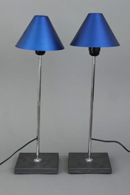 Lot 535 - Paar SANTA&COLE "GIRA" Tischlampen