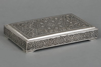 Lot 690 - Persische Silber Deckeldose