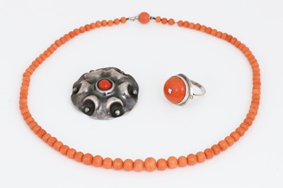 Lot 915 - 3 Teile antiker Korallenschmuck