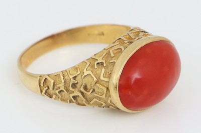 Lot 858 - Korallen Ring