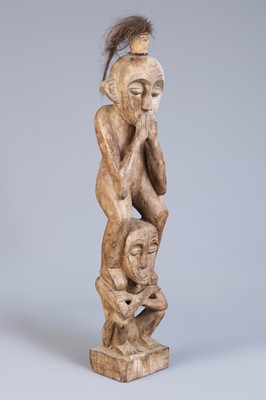 Lot 1354 - Große afrikanische Holzfigur