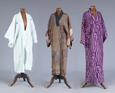 Lot 131 - 3 japanische Kimonos