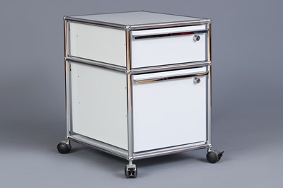 Lot 379 - USM Haller Rollcontainer