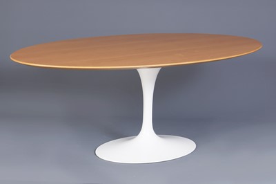 Lot 391 - KNOLL International Eero SAARINEN "Tulip" Esstisch