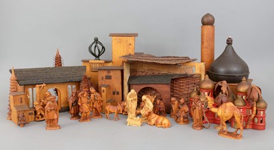 Lot 1480 - Weihnachtskrippe mit Vielzahl Figuren