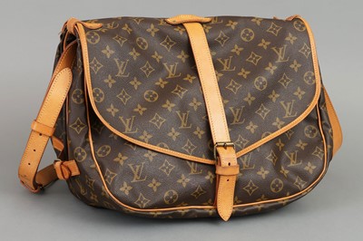 Lot 1250 - LOUIS VUITTON Umhängetasche SAUMUR 35