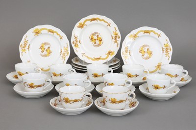 Lot 891 - 11 MEISSEN Mokkatassen mit Untertassen